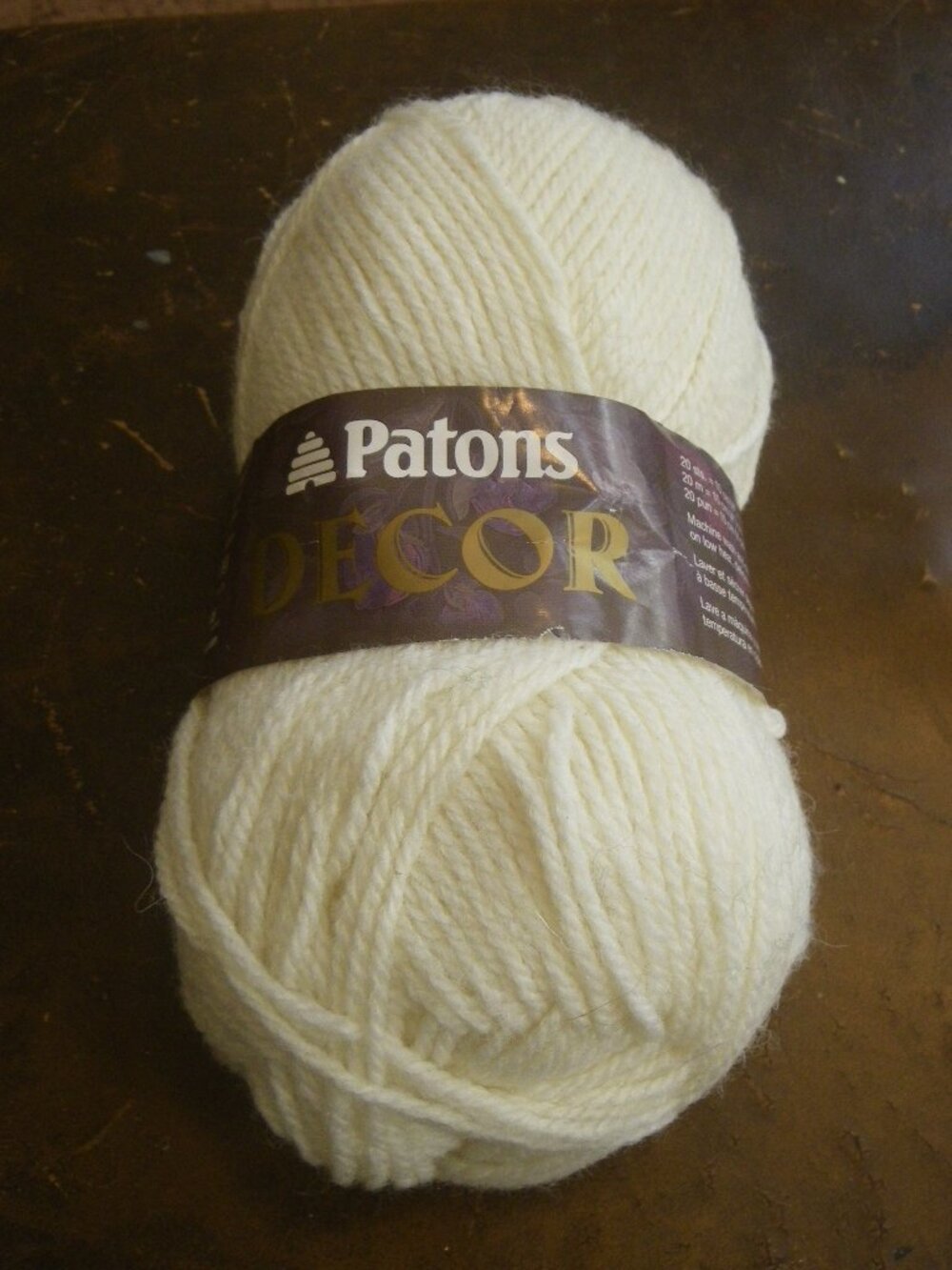 1 Skein Patons Decor Wool Blend Yarn - Color Aran - 210 yds